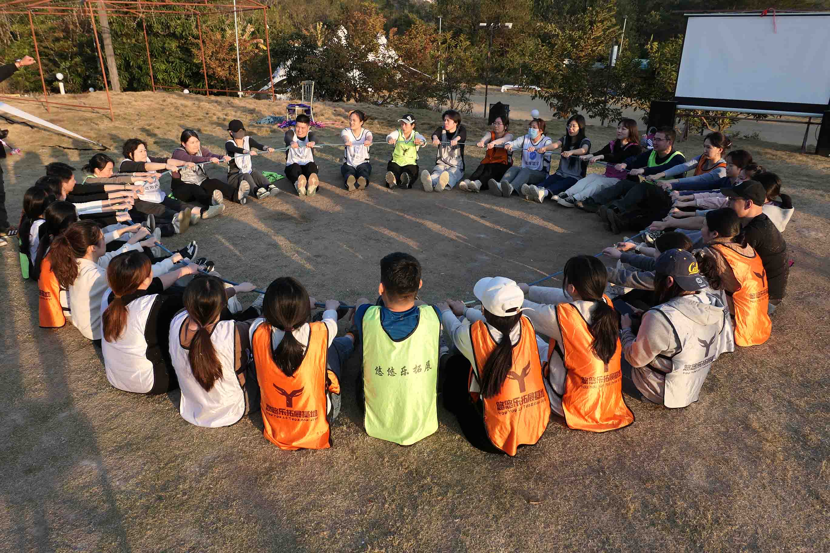 凝心聚力，2025移路相伴！远阳寰宇移民年会之旅，温暖收官，再启新程！