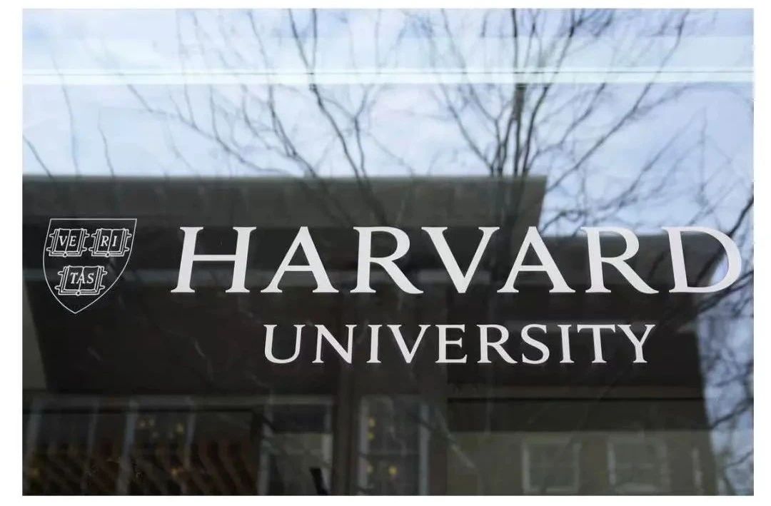 留学生的至暗时刻？特朗普下令暂停留学生新签证面谈！