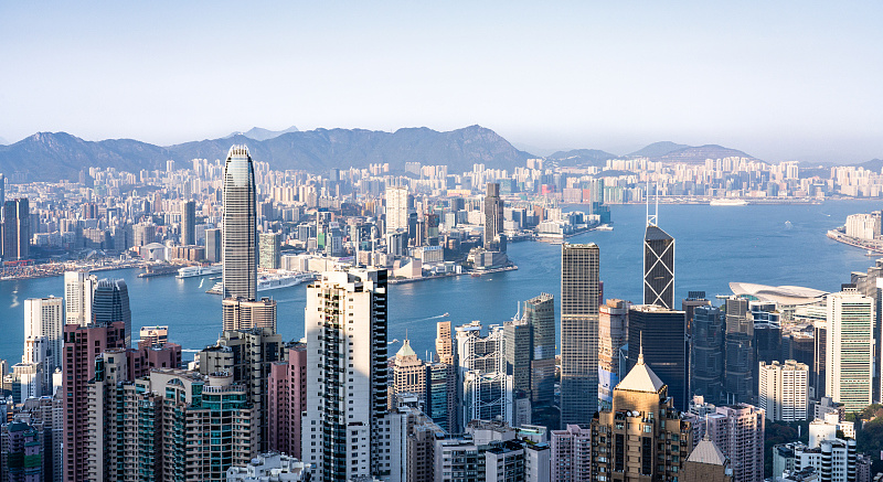 天时地利人和！抓住8月尾巴，带娃赴港投保的财富密码！