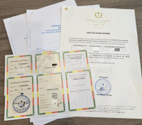 <b>揭秘全球最具性价比的三张绿卡，小成本开启国际新生活！</b>