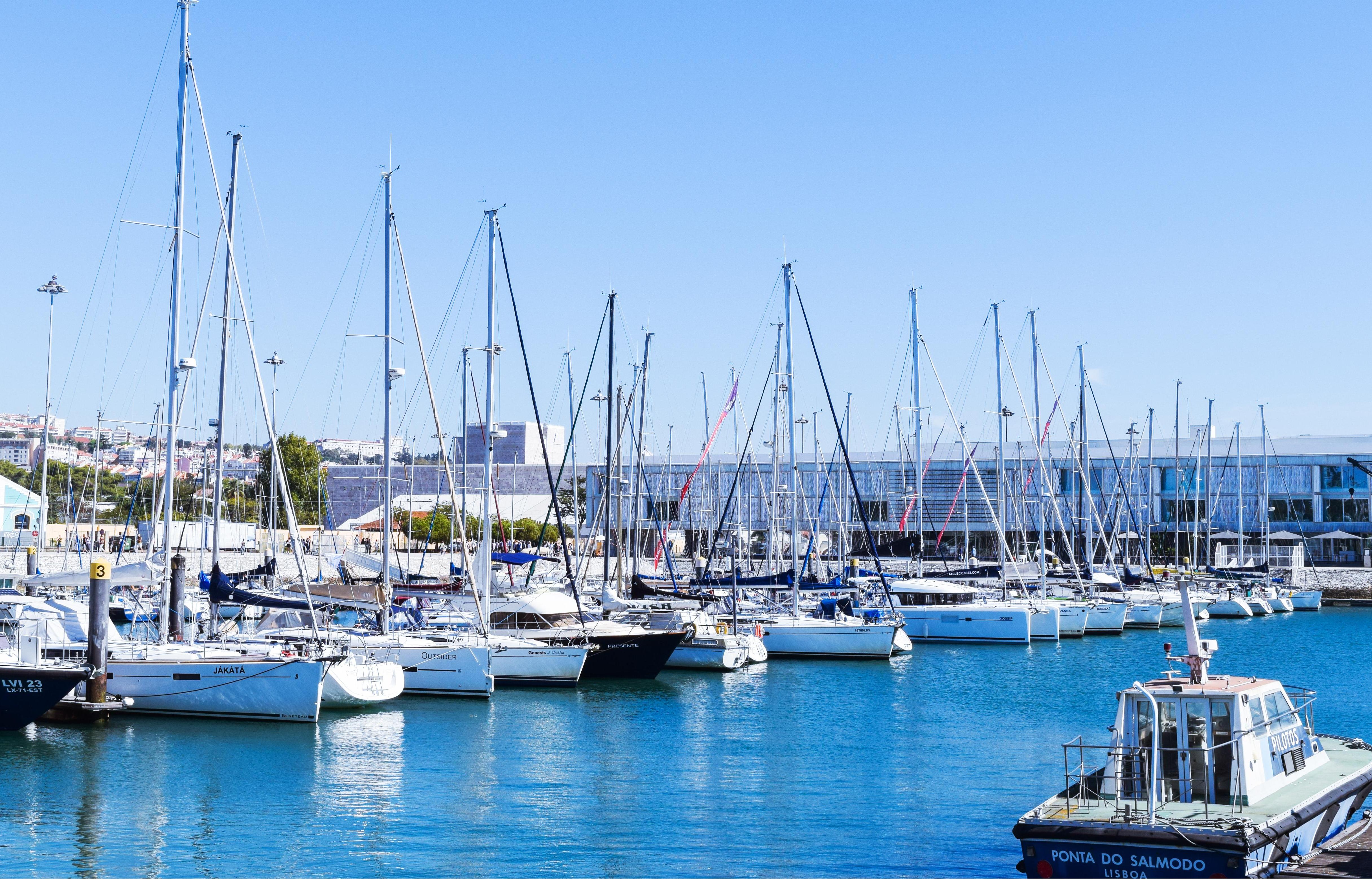 炸场!葡萄牙AIMA团批指纹预约刷屏!20万欧文化艺术移民审批加速,黄金签证窗