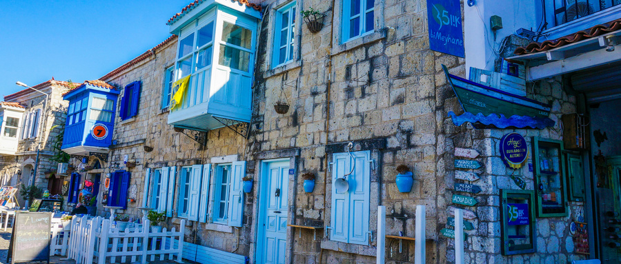 25万欧元撬动欧盟身份！这个“欧洲小国”凭3个全球第一，成中国家庭移民首选