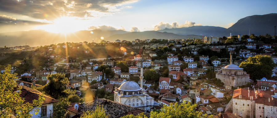 突发预警！土耳其护照拟涨至65万美金，现在行动省25万！